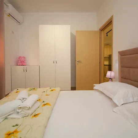 Vlora Holiday Apartments