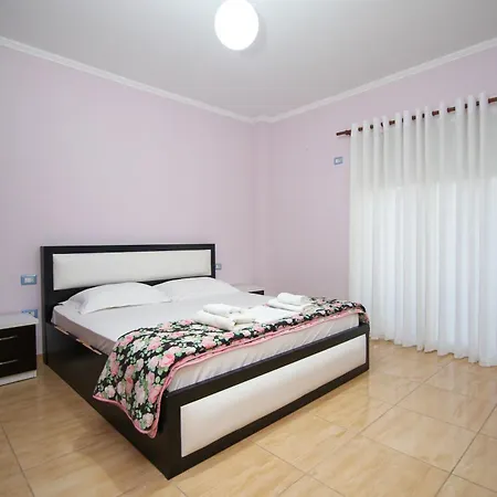 Vlora Holiday Apartments *