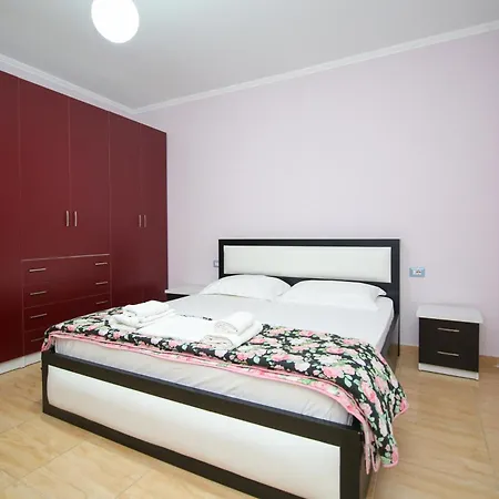 公寓 Vlora Holiday Apartments *