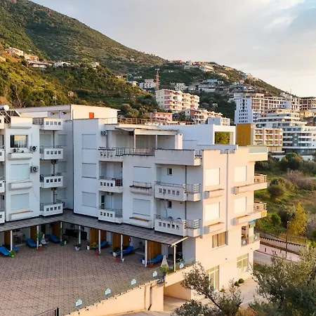 Vlora Holiday Apartments *
