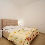 Vlora Holiday Apartments *