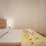 Апартаменты Vlora Holiday Apartments