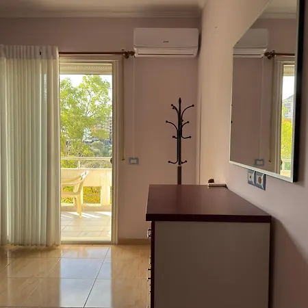 Vlora Holiday Apartments Влёра