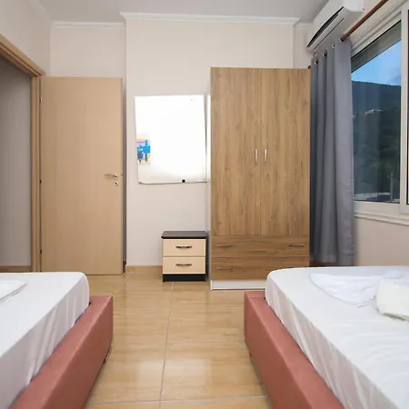 Vlora Holiday Apartments דירה Vlorë
