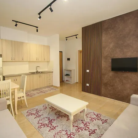 Vlora Holiday Apartments דירה